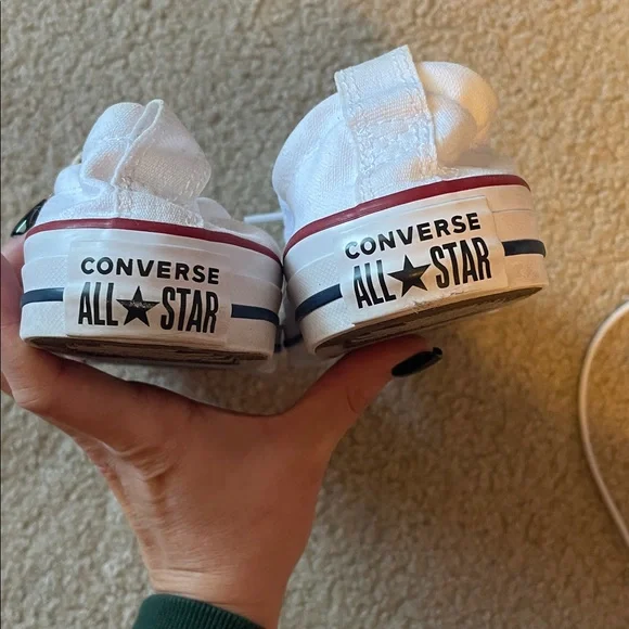 Converse shoes - Picture 6 of 7